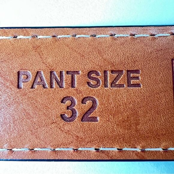 Kirkland Signature Men's Genuine Leather Brown Silver Buckle Belt SZ 32 - Picture 4 of 10